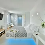 Elegant Mykonos *